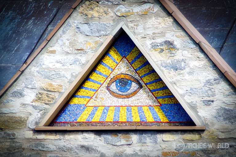 Significato del triangolo con l'occhio