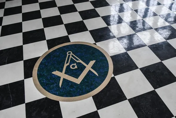 Pavimento a Scacchi Massoneria